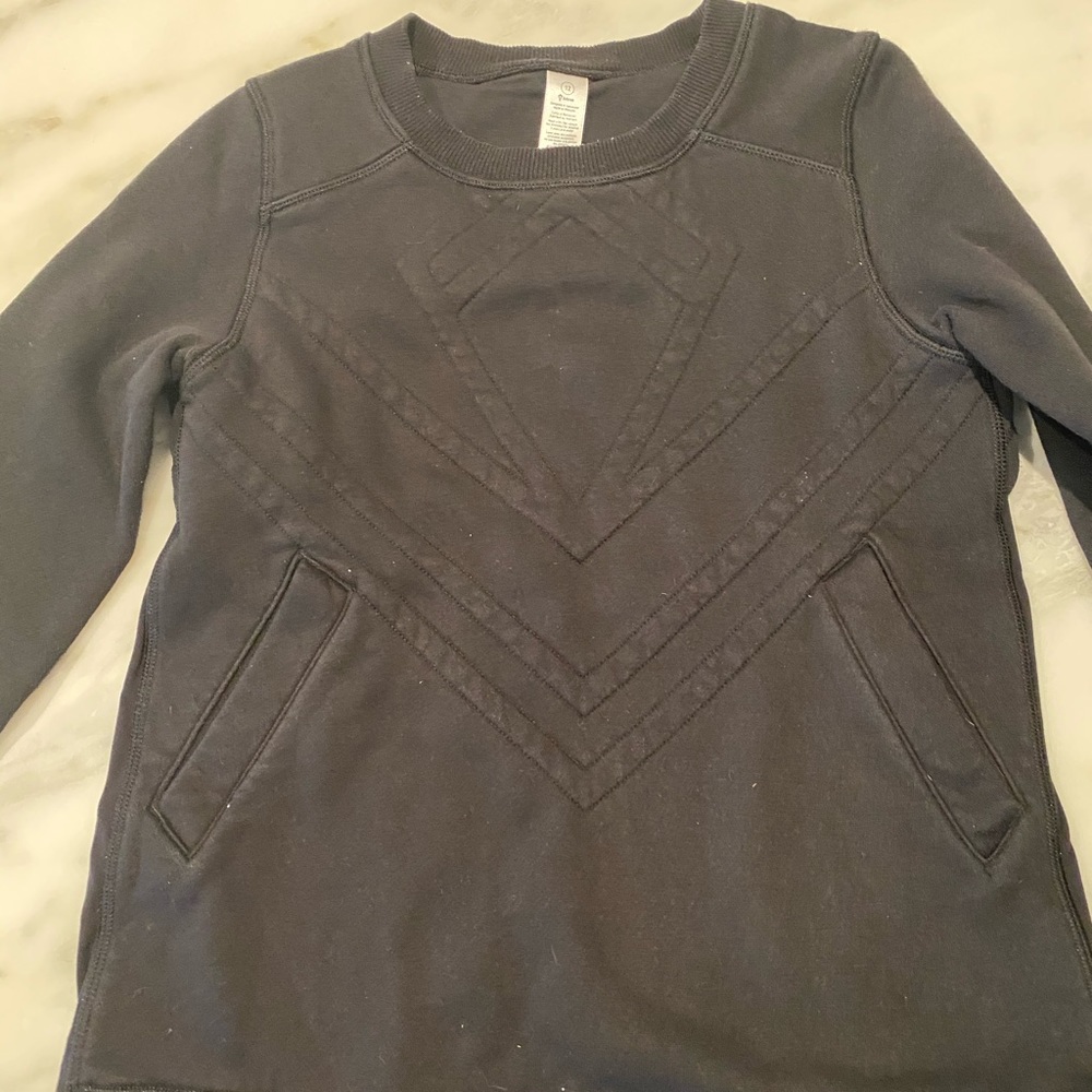 Black Ivivva Sweatshirt